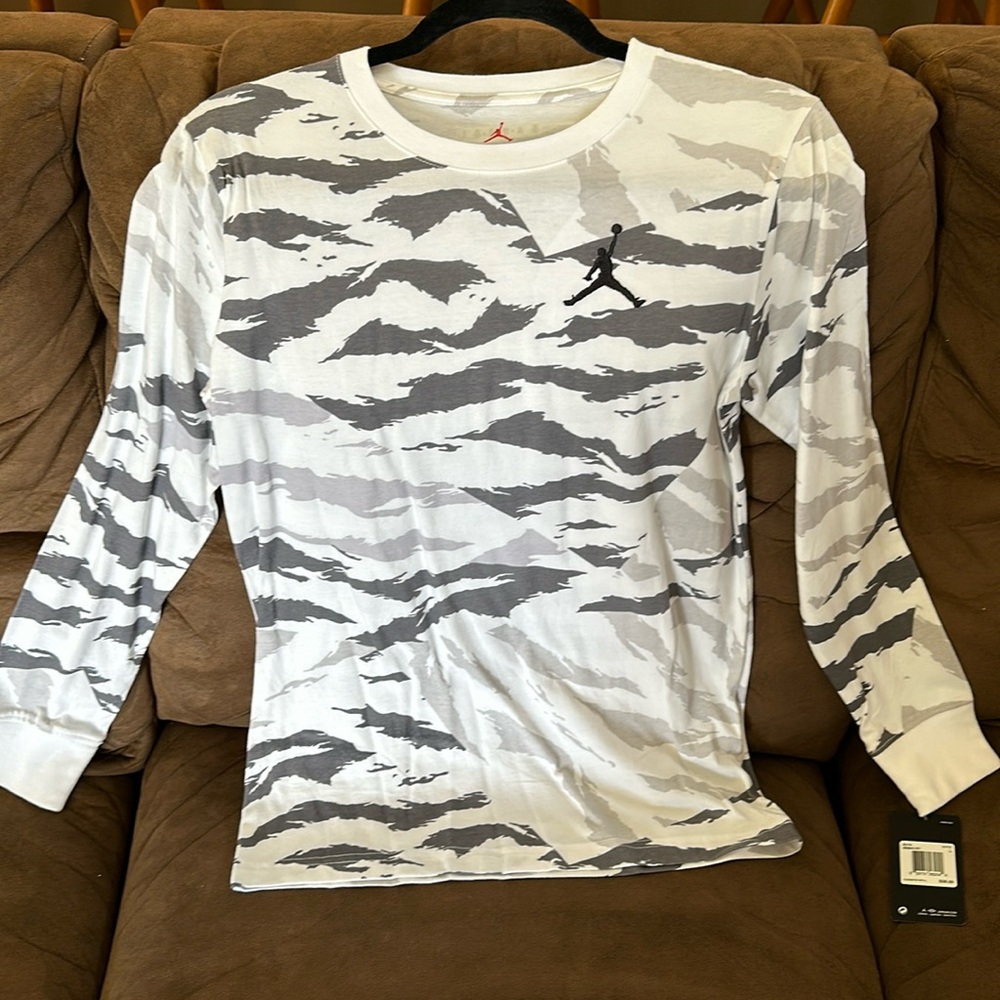 Jordan camouflage dark gray and light gray color sz lg